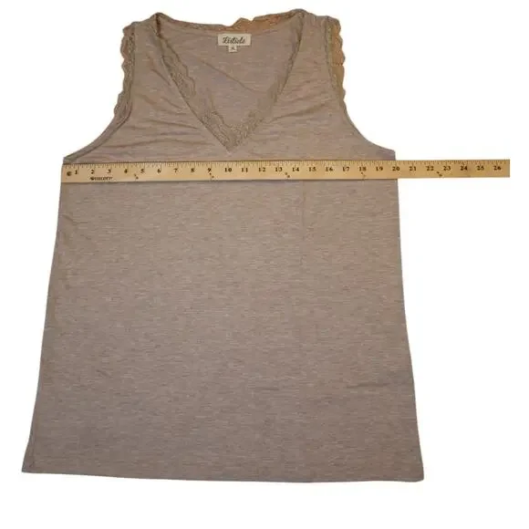 3PK Neutral Sleeveless Shell Tops Sz L Black Ivory Beige Workwear Basics EUC - Picture 6 of 16